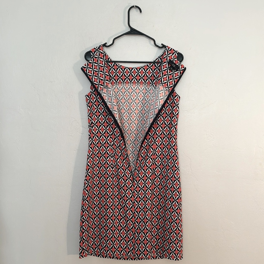 AGB Sheath Dress - Picture 3 of 8